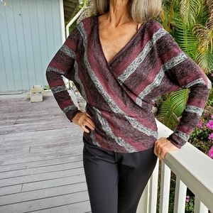 Woman's Medium long-sleeve shirt,soft & comfy.